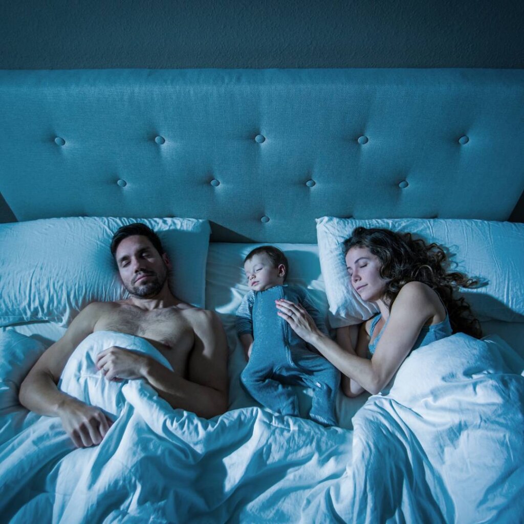 cosleeping-baby-sleep-guide-routine-safe-sleeping