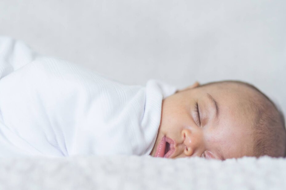what-is-baby-sleep-cycle-newborn-schedule